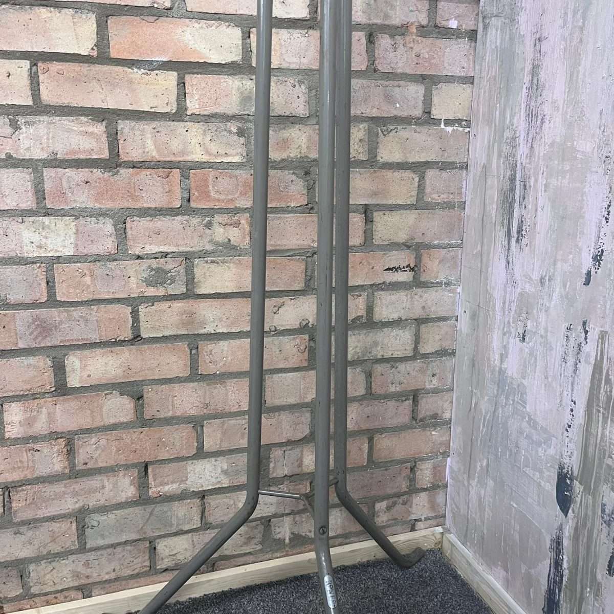 Vintage Roneo Metal Industrial Style Hat & Coat Stand Hallway Retail Prop