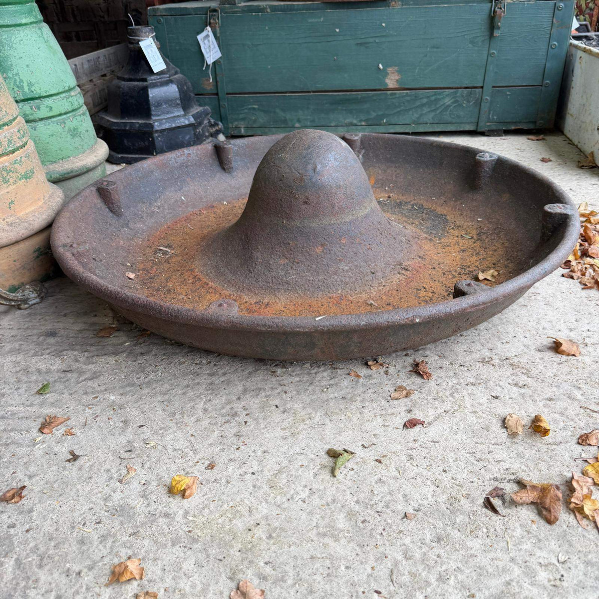 Vintage Mexican Hat Pig Feeder Trough Cast Iron Planter Watertight 80cm