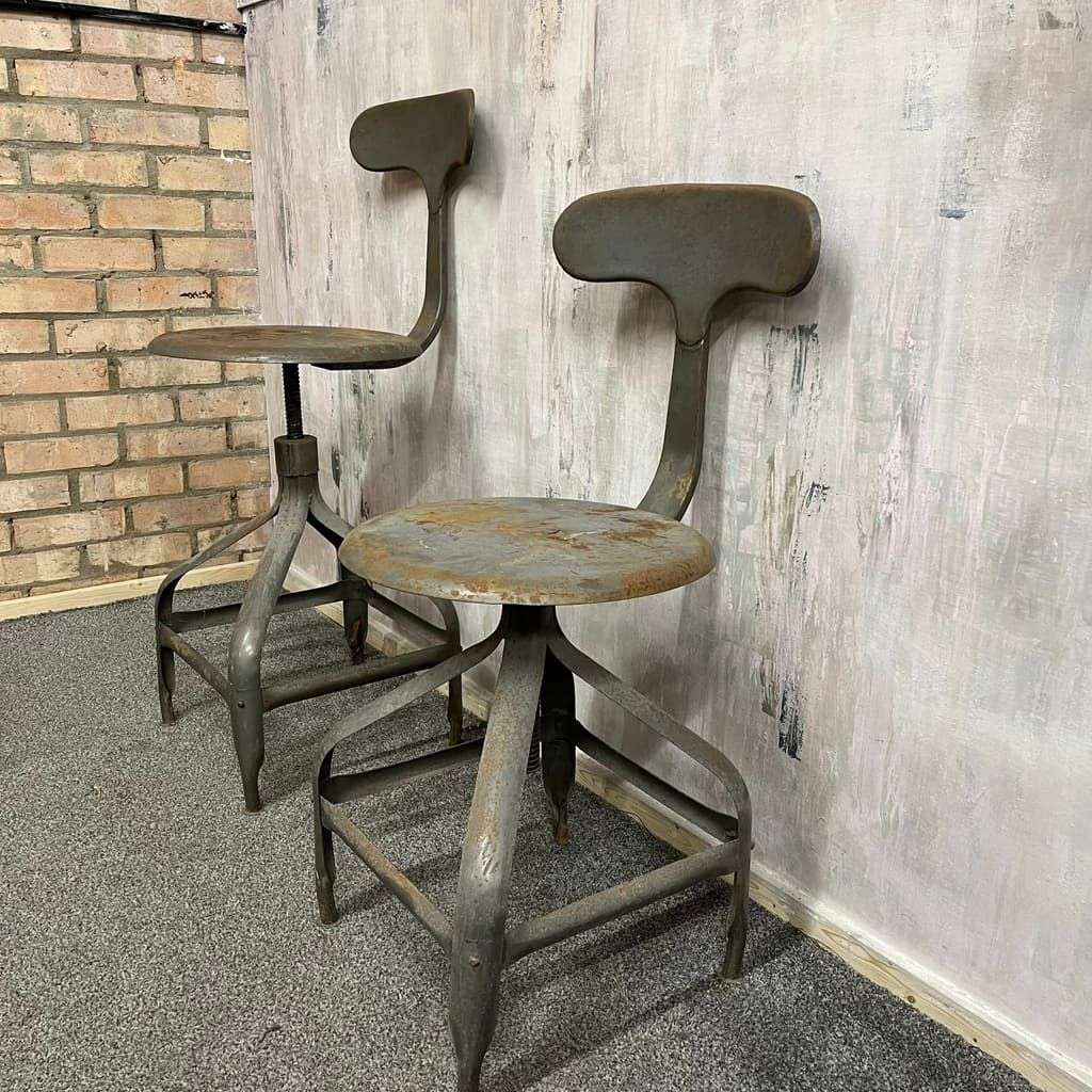 Pair Vintage Industrial Metal Chairs Adjustable Seat Height Office Great Patina