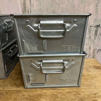 Galvanised Tote Pan With Handles Stacking Corners
