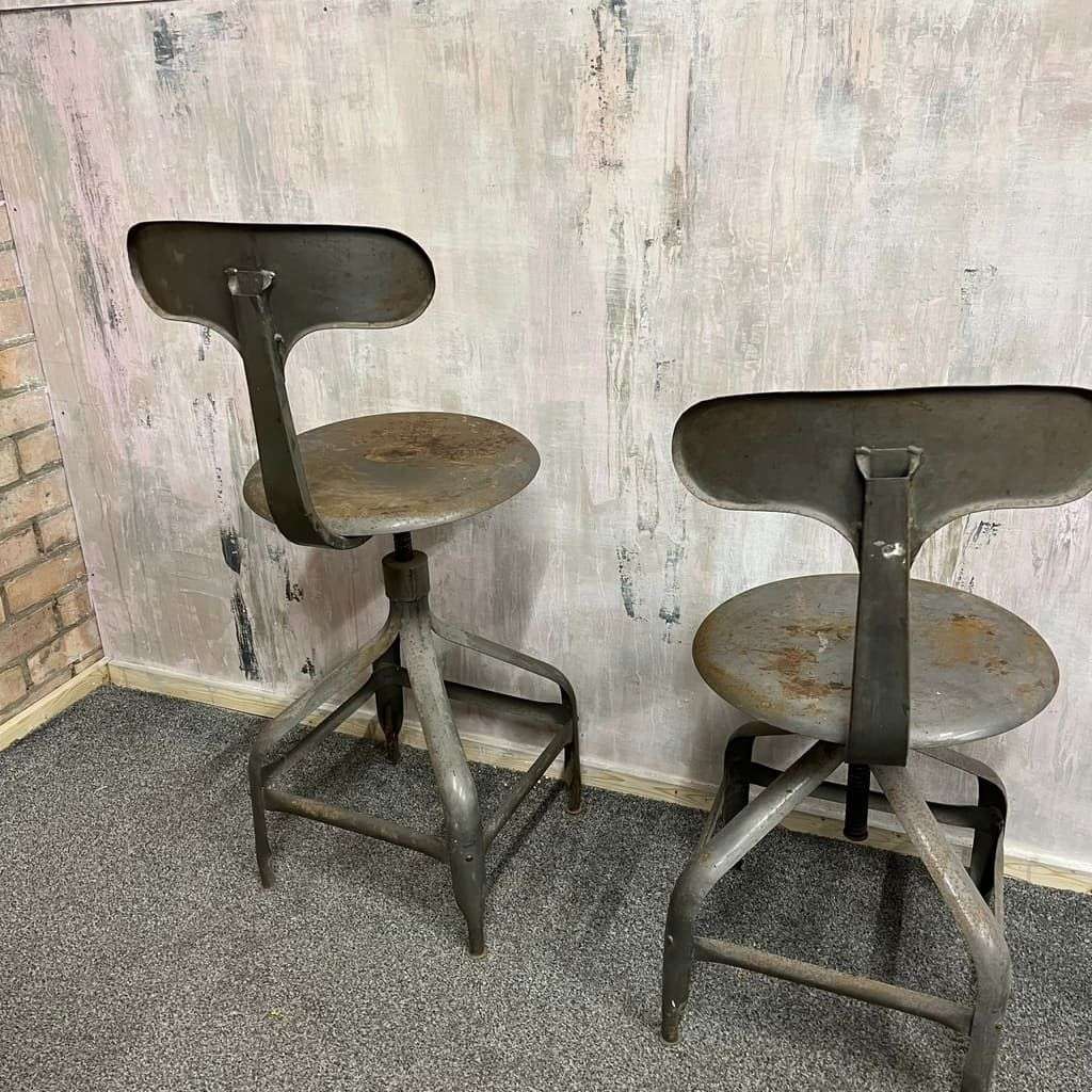 Pair Vintage Industrial Metal Chairs Adjustable Seat Height Office Great Patina