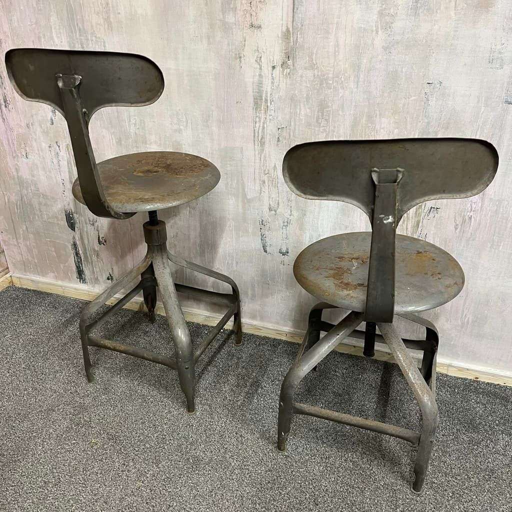 Pair Vintage Industrial Metal Chairs Adjustable Seat Height Office Great Patina