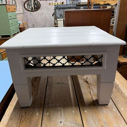 Painted Rustic White Wood &amp; Metal Square Coffee Table Shabby Chic Tapered Legs