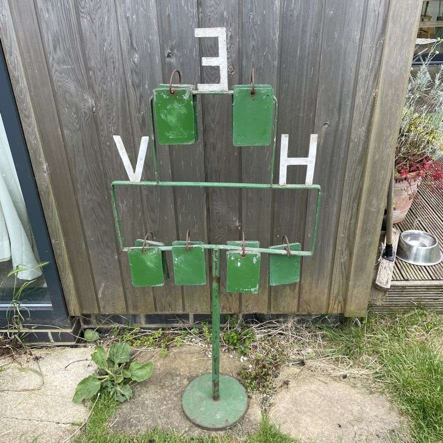 Vintage Crown Green Bowling Scoreboard Metal Frame Calendar Garden House Numbers