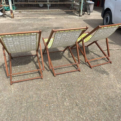 3x Retro Wooden Deckchairs Green Floral Fabric Sturdy Pool Chairs