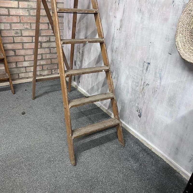 Vintage Pioneer 5 Rung Stepladder Chrome Support Top Platform Sturdy