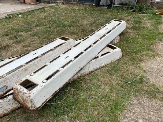 Benjamin Taskmaster Flurolier Industrial Lightshades Gallery Only Vintage 1960's