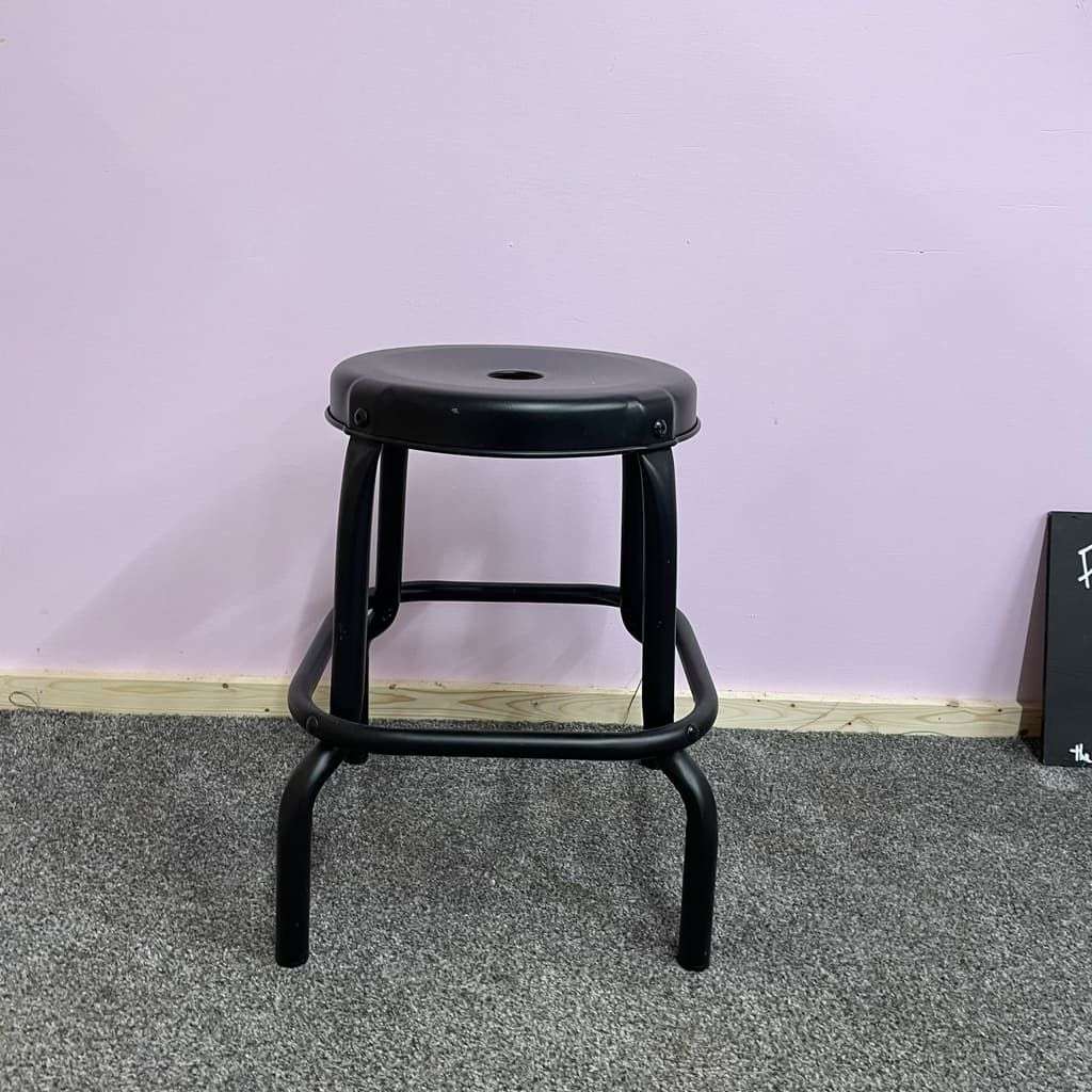 Low Round Metal Stool Tubular Legs Square Base