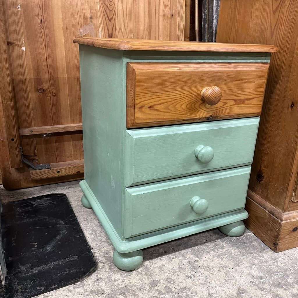 Painted Pine Bedside Cabinet 3 Drawers Knob Handles Bun Feet Shabby Chic