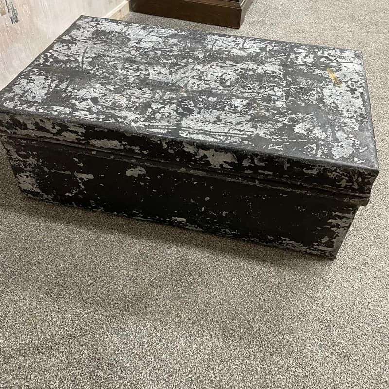 Rustic Black And Grey Metal Travel Trunk Latch Side Handles Coffee Table Chest