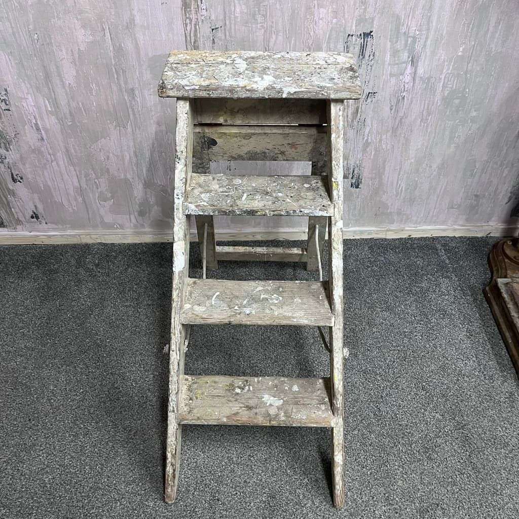 Vintage Painted Stepladder 3 Treads Platform Home Retail Prop