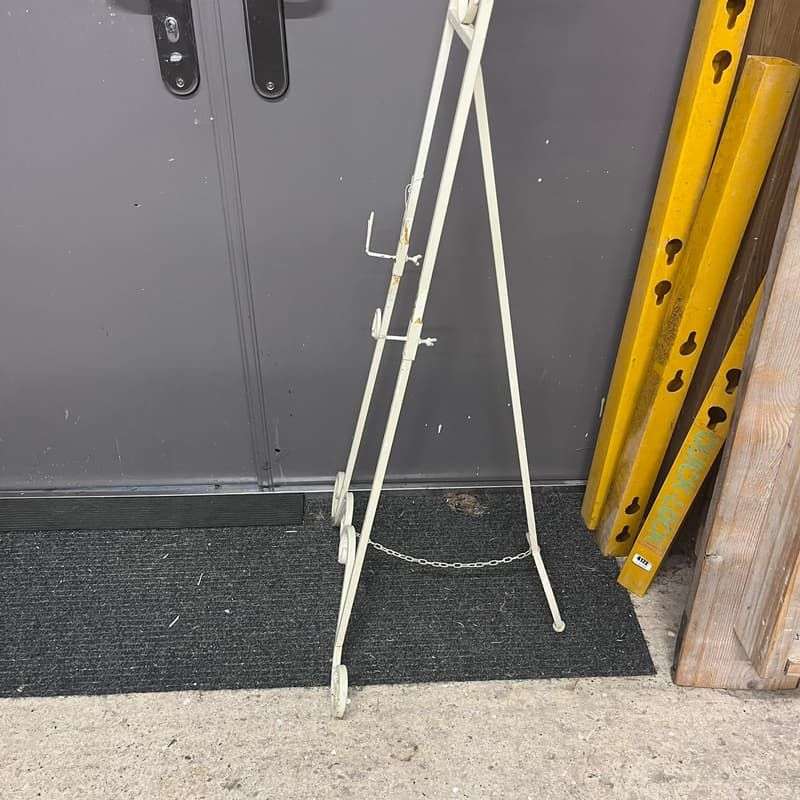 Metal Cream Easel Ornate Pattern Adjustable Height