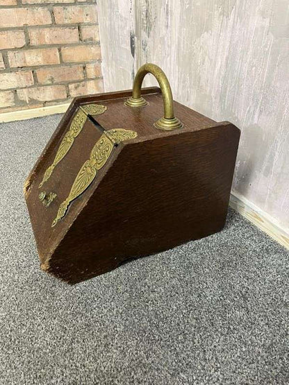 Vintage Wood &amp; Brass Coal Scuttle Handle Lift Up Lid Ornate
