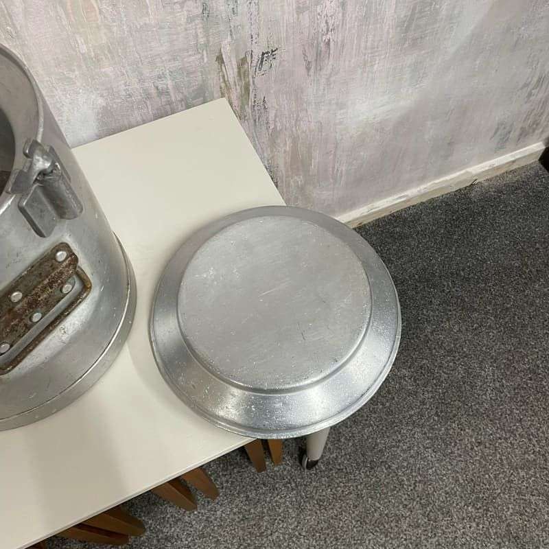 1950 Grundy Teddington Insulated Food Container Thermos Metal Handles