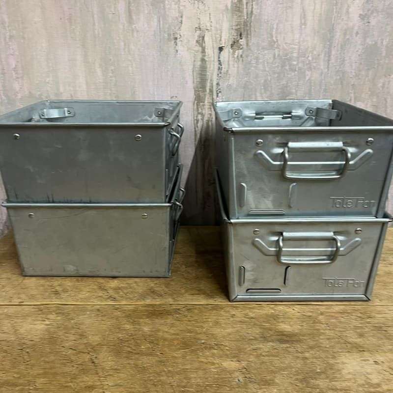 Galvanised Tote Pan With Handles Stacking Corners