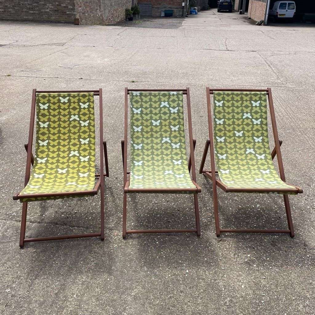 3x Retro Wooden Deckchairs Green Floral Fabric Sturdy Pool Chairs