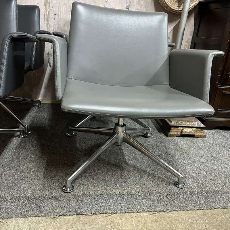 4x Brunner Conference Cafe Meeting Chair Grey And Graphite Chrome Star Base
