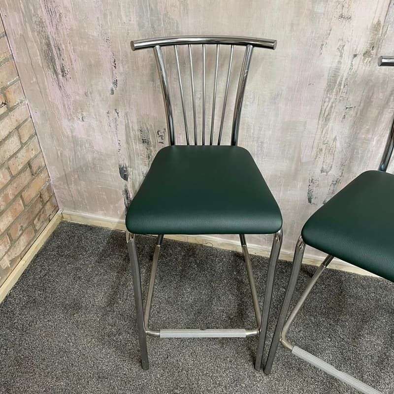 Pair Nowy Styl Green High Bar Stools Breakout Stool Faux Leather Chrome Frame
