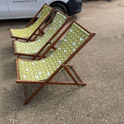 3x Retro Wooden Deckchairs Green Floral Fabric Sturdy Pool Chairs
