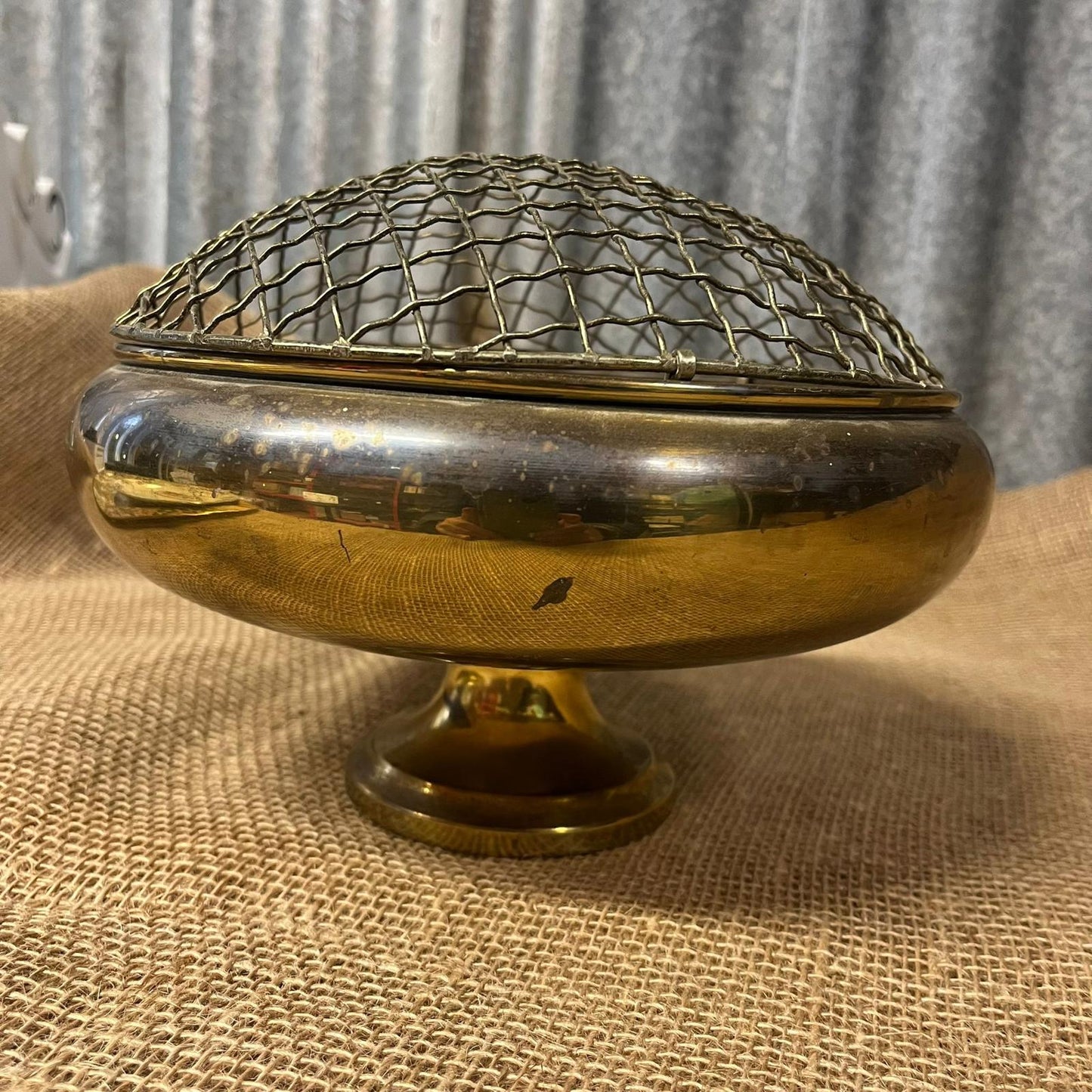Vintage Brass Effect Possibly Copper Circular Posy Bowl Flower Display Mesh Top
