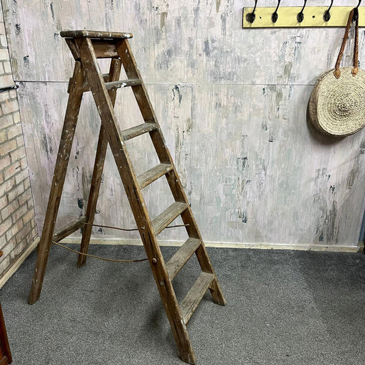 Vintage Decorating Wooden Stepladder 7 Steps Platform Great Patina
