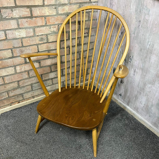 Vintage Ercol Model 305 Windsor Armchair Solid Elm Seat Beech Back Blue Label