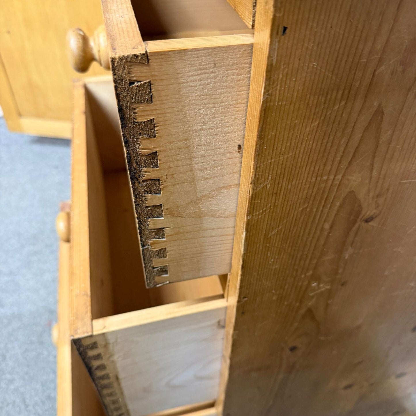 Rustic Farmhouse Pine Double Dresser Cupboard Drawers Dresser Top Plate Rack