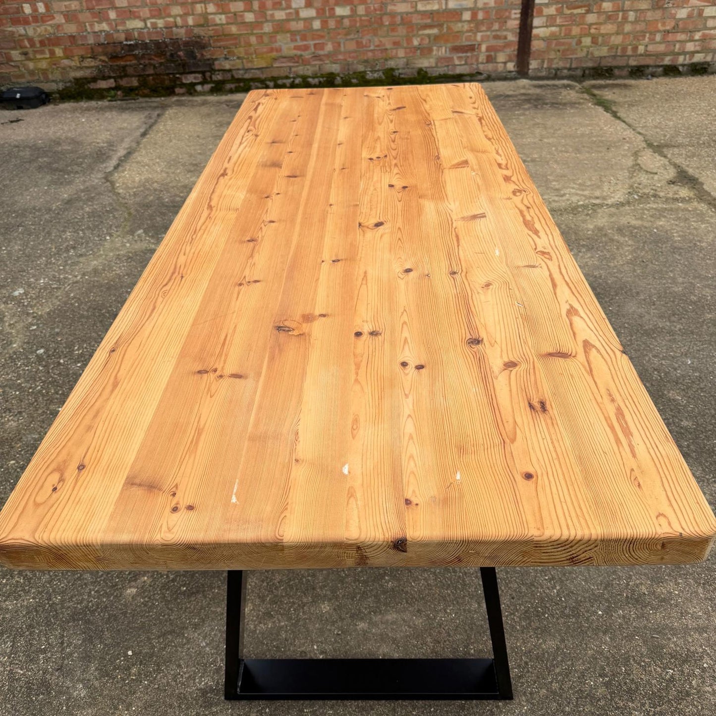 Reclaimed Pine Farmhouse Table Modern Trapezium Metal Industrial Legs Seats 6/8