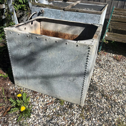 Galvanised Riveted Water Tank Industrial Rustic Garden Planter NOT Watertight