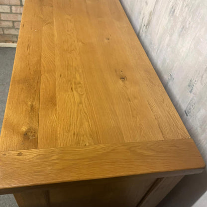 Oak Furniture Land Solid Heavy Oak Sideboard 3 Cupboards with Drawers Over