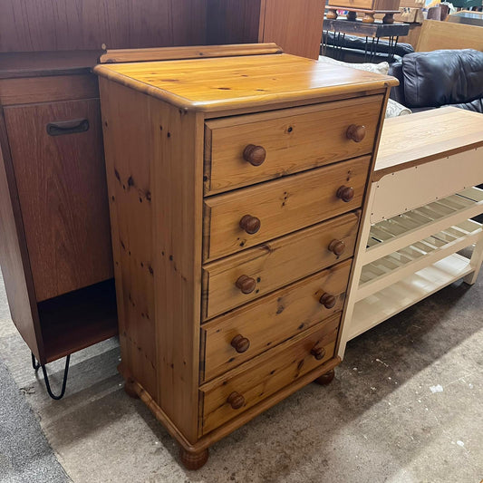 Pine Chest of 5 Drawers Knob Handles Ball Feet Gallery