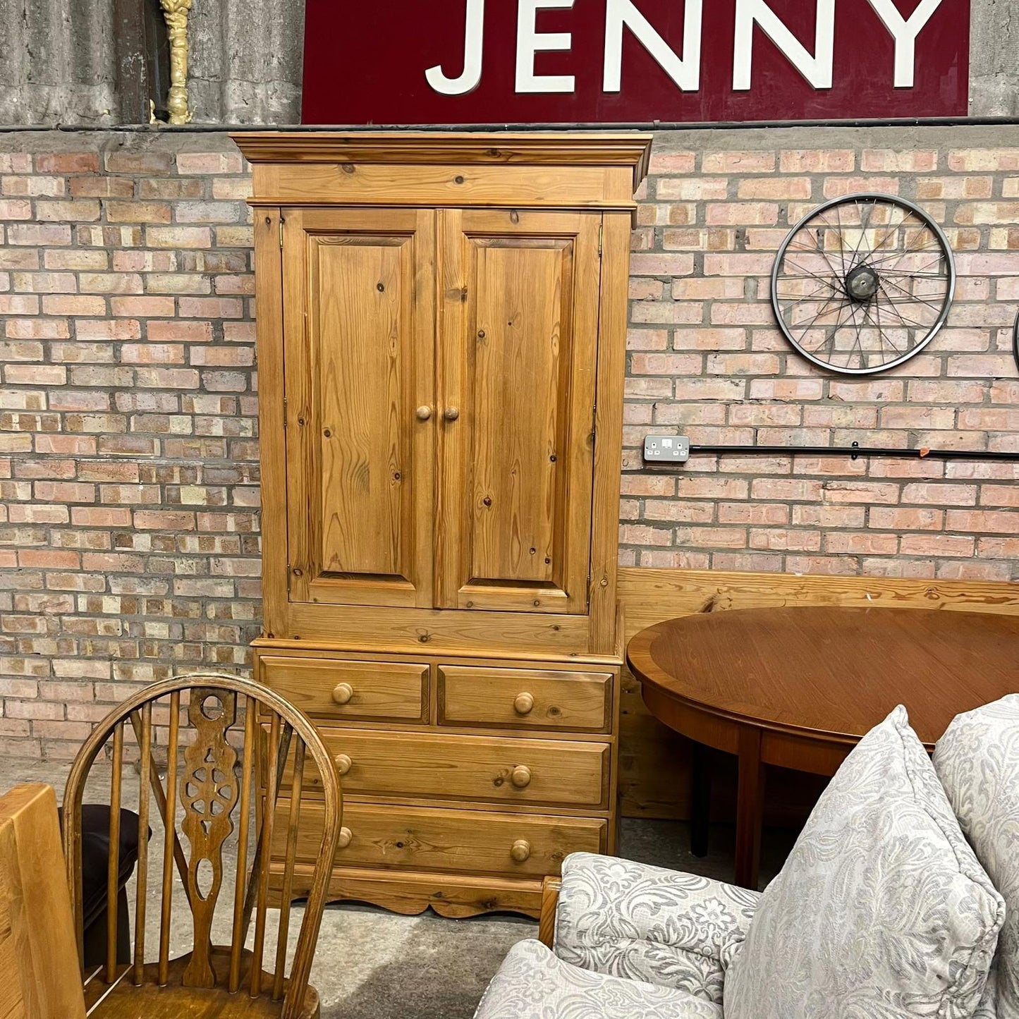 Solid Pine Double Wardrobe With 2 Over 2 Drawers Knob Handles Rail Breakdown