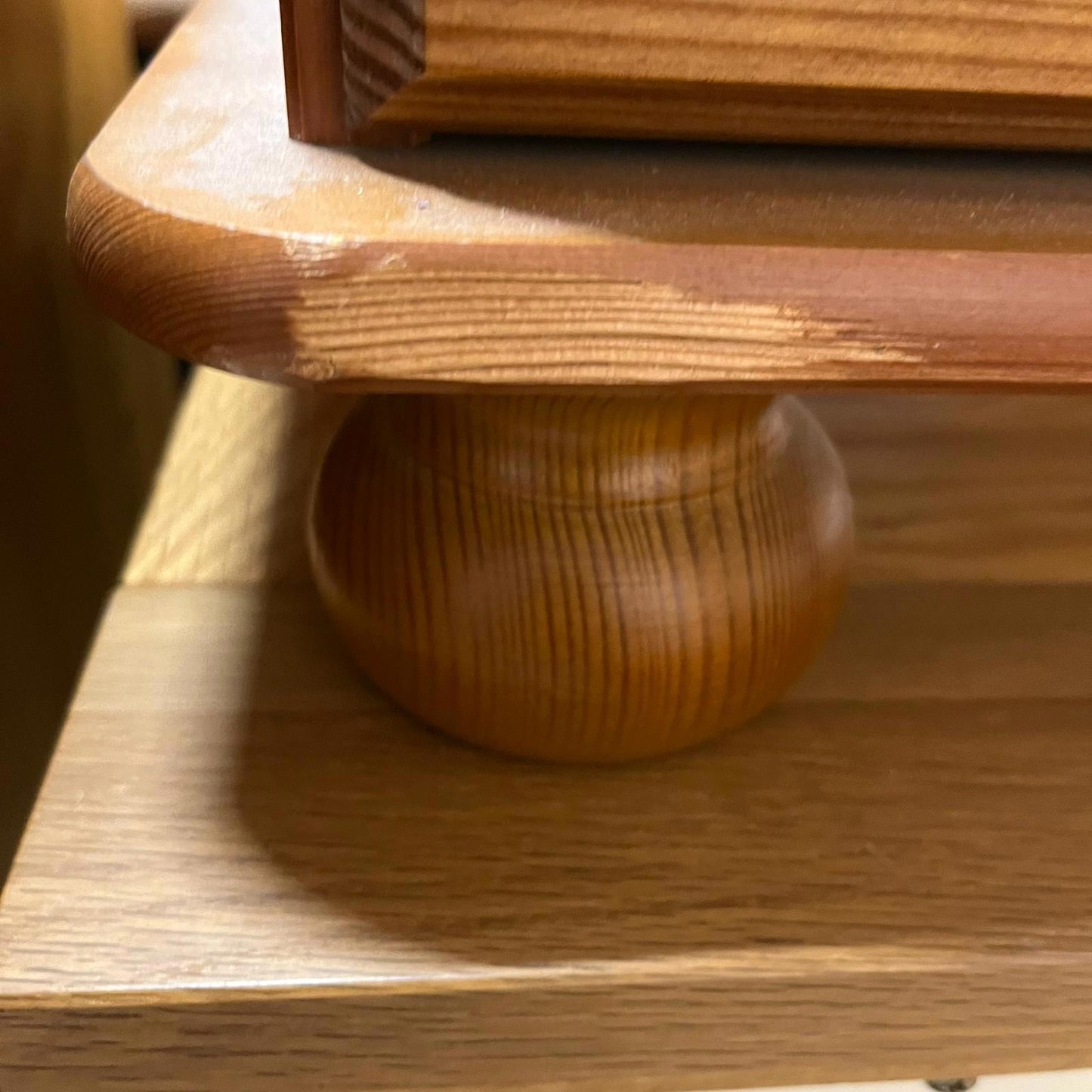 Pine Bedside Set of 3 Drawers Knob Handles Ball Feet