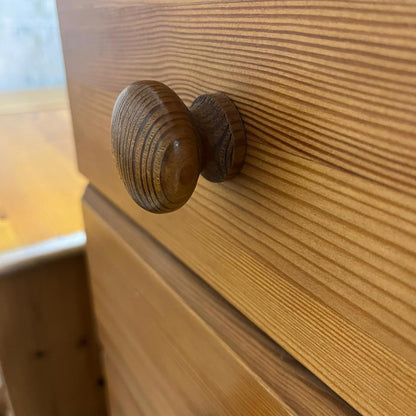 Pine Bedside Set of 3 Drawers Knob Handles Ball Feet