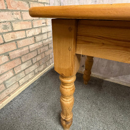 Farmhouse Style Pine Kitchen Dining Table With Drawer Turned Legs Seats 6