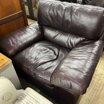 Pair Matching Large Leather Armchairs Dark Chocolate Colour Wide Arms Preloved