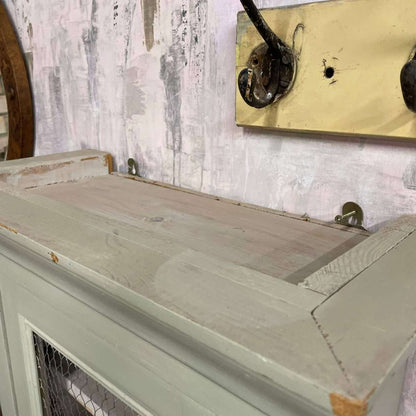 Painted Shabby Chic Kitchen Wall Cupboard 2 Shelves Chicken Wire Door