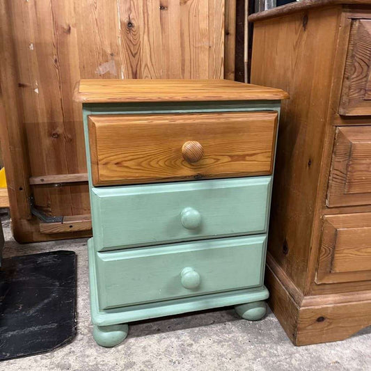 Painted Pine Bedside Cabinet 3 Drawers Knob Handles Bun Feet Shabby Chic