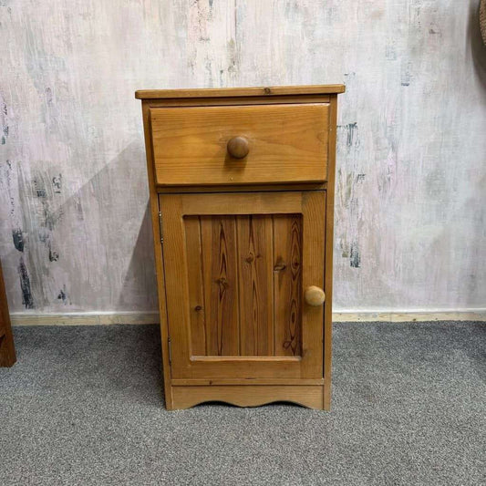 Pine Side Pot Cupboard Single Drawer Over Cupboard Knob Handles Scalloped Edge