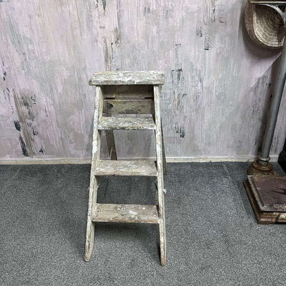 Vintage Painted Stepladder 3 Treads Platform Home Retail Prop