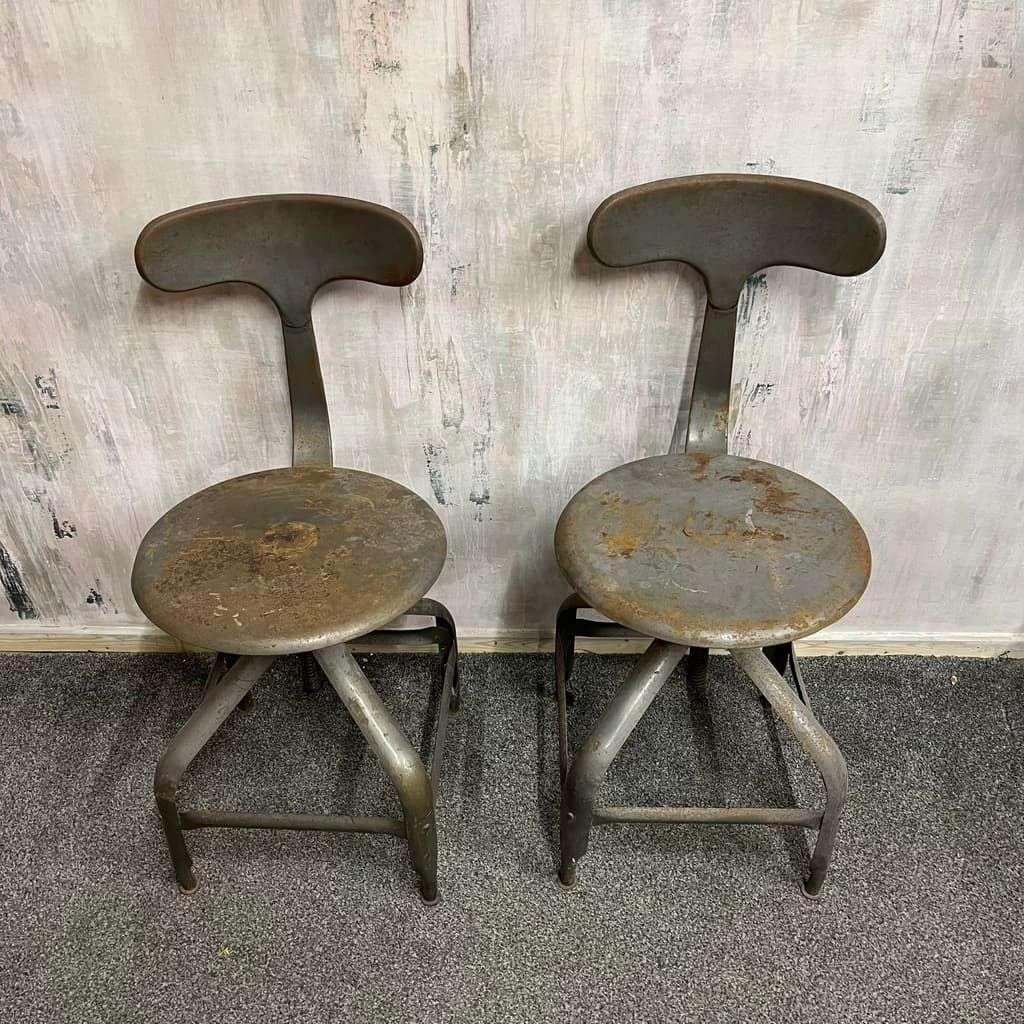 Pair Vintage Industrial Metal Chairs Adjustable Seat Height Office Great Patina