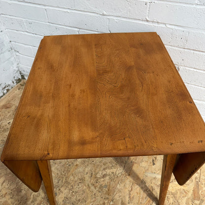 Vintage Ercol Model 492 Dropleaf Gateleg Dining Kitchen Table Seats 2-6