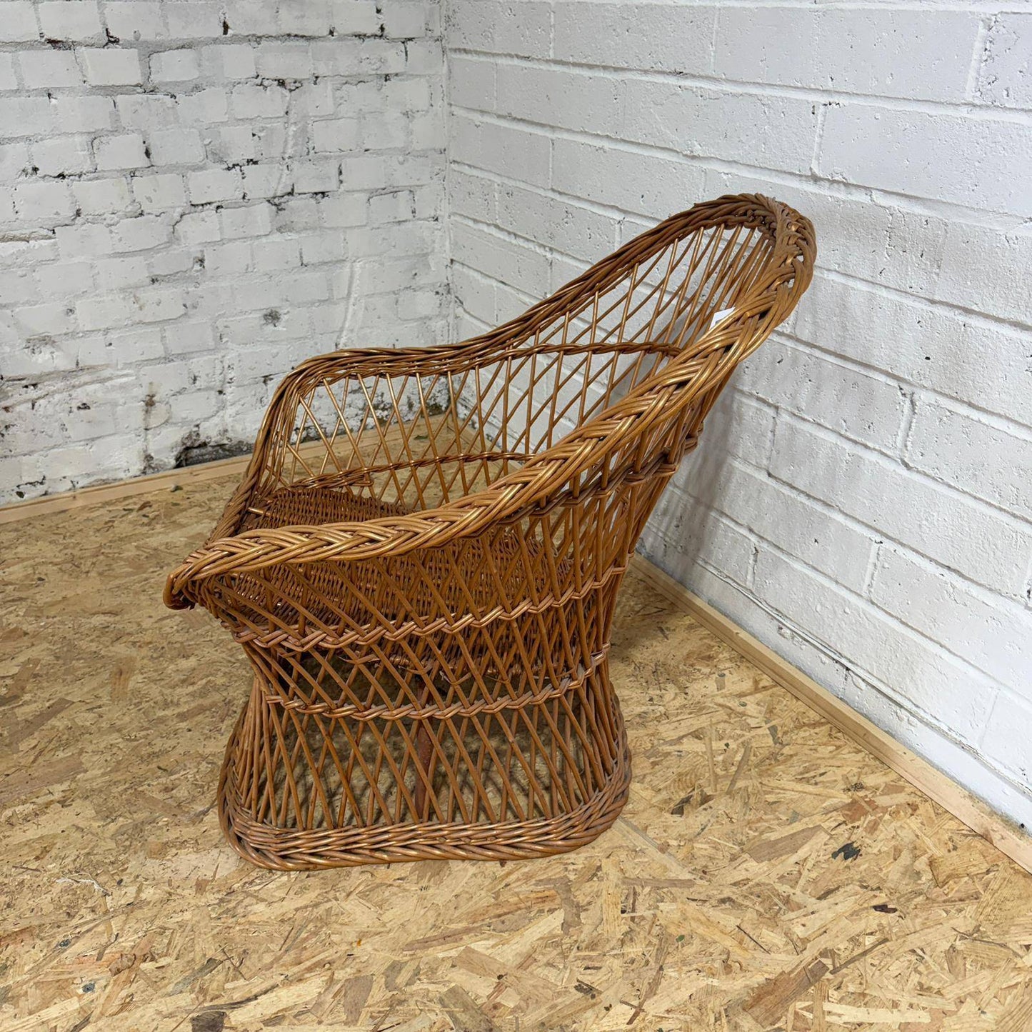 Wicker Low Armchair Curved Back Conservatory