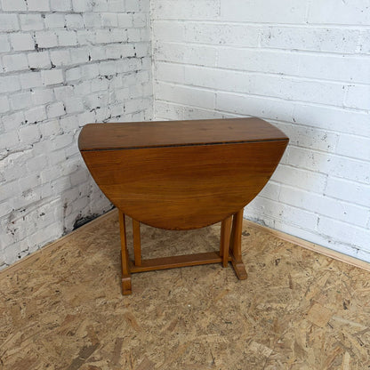 Vintage Ercol Model 610 Blonde Elm & Beech Gateleg Dropleaf Table Seats 4