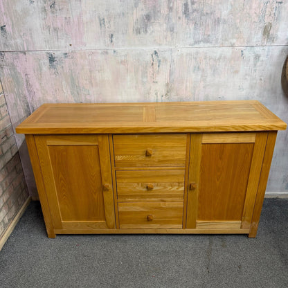 Solid Oak Furnitureland Triple Sideboard Buffet Cabinet 2 Cupboards 3 Drawers