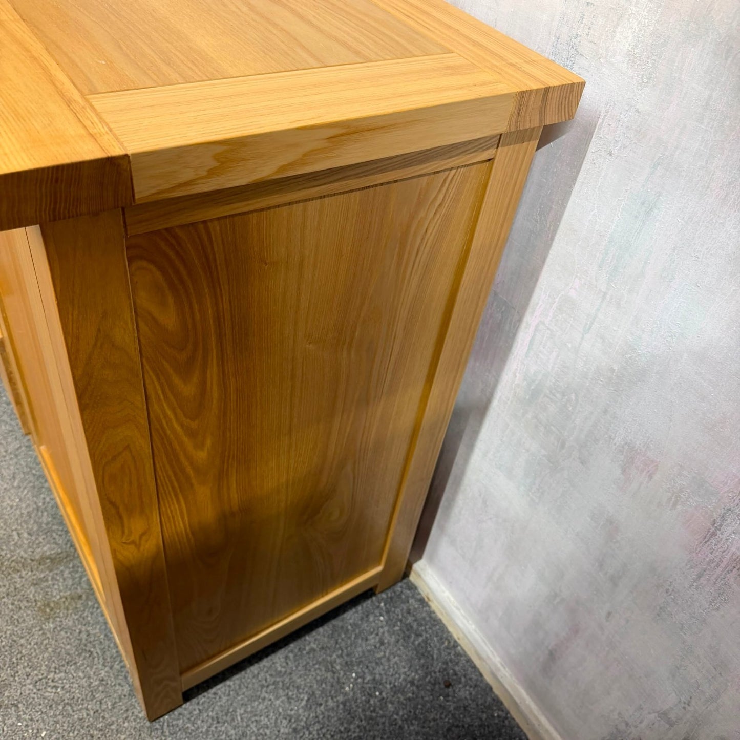 Solid Oak Furnitureland Triple Sideboard Buffet Cabinet 2 Cupboards 3 Drawers