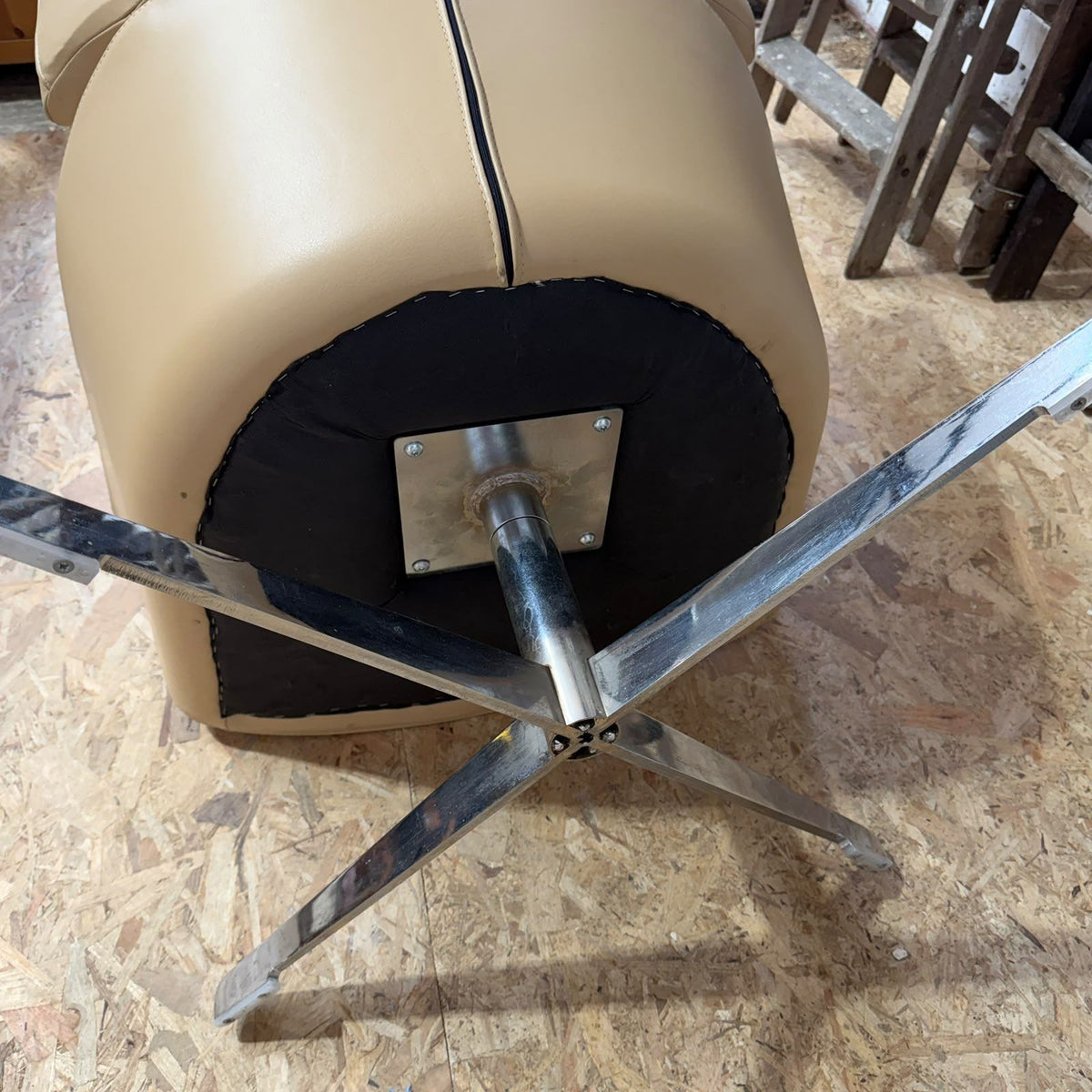 Vintage Retro Cream Leather European? Swivel Chair On Chrome Star Base Tub Shell