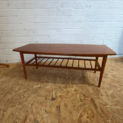 Mid Century Coffee Table Slatted Shelf Under Tapered Legs