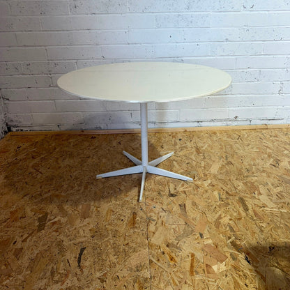 Vintage Retro White Fibre Glass Topped Table Metal Star Base Seat 4