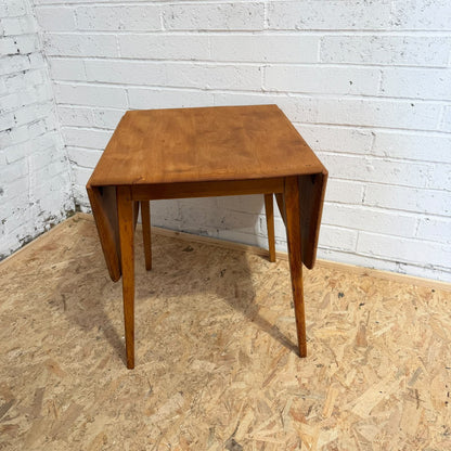 Vintage Ercol Model 492 Dropleaf Gateleg Dining Kitchen Table Seats 2-6
